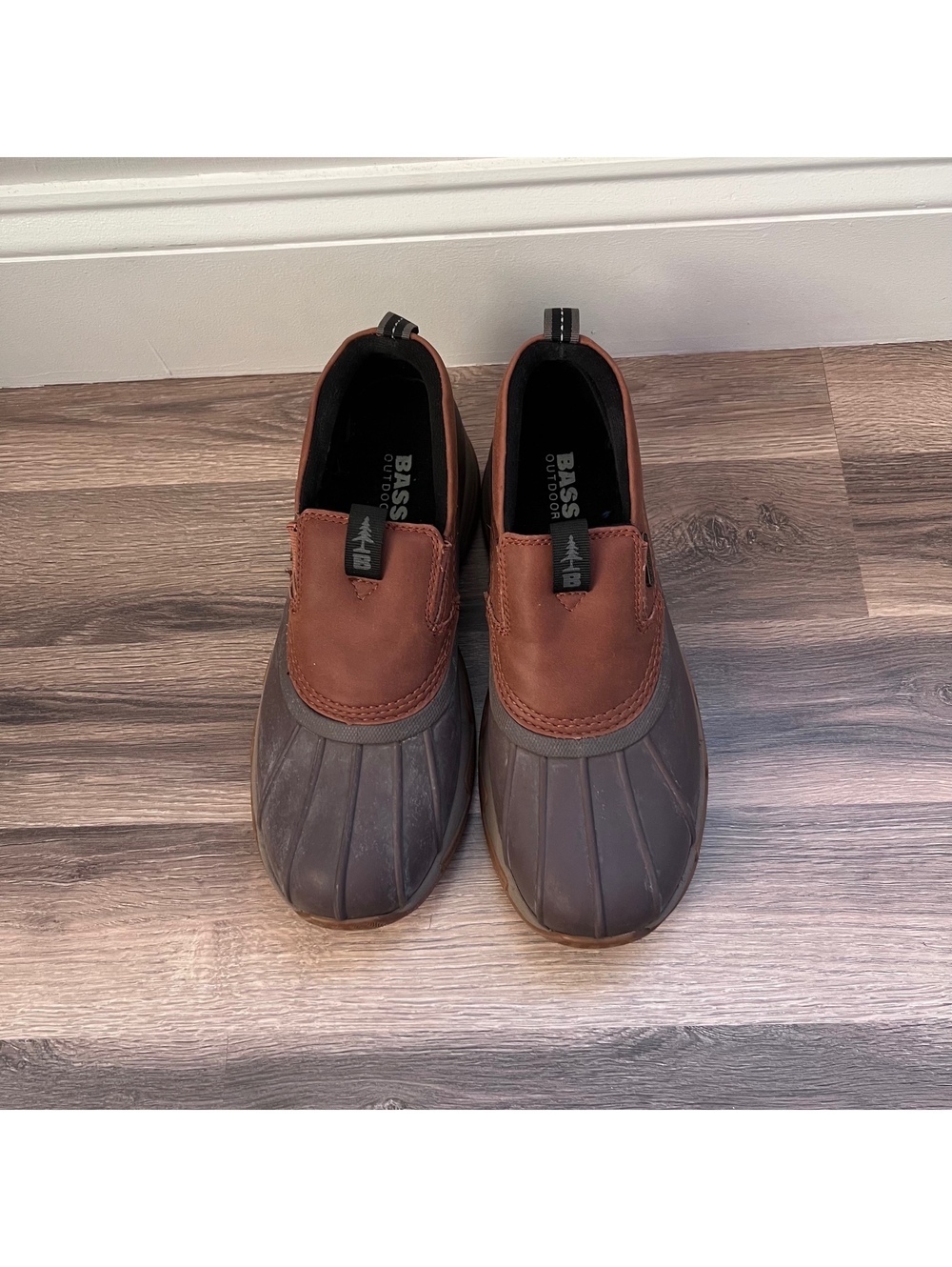 Bass Outdoor brown duck slip on shoes men's size 8